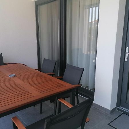 Vir Apartment Luisa Exteriér fotografie