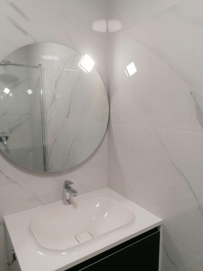 Vir Apartment Luisa Exteriér fotografie