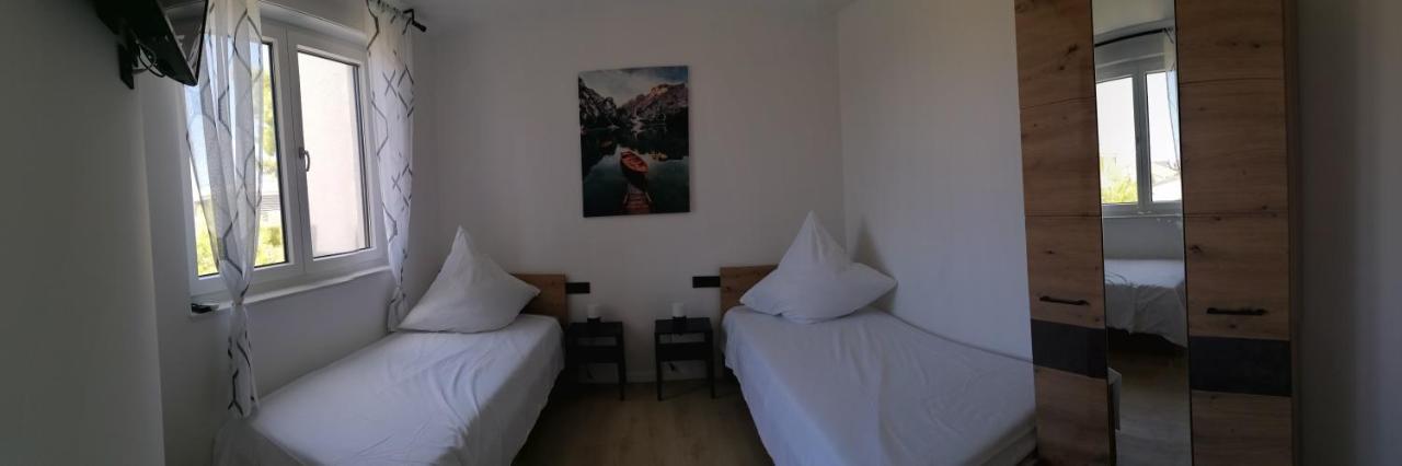 Vir Apartment Luisa Exteriér fotografie