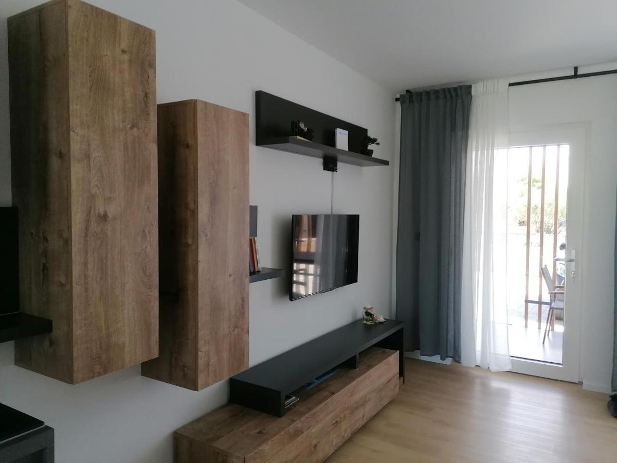 Vir Apartment Luisa Exteriér fotografie